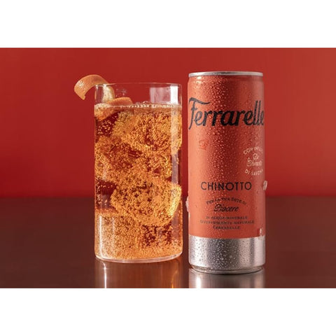 Ferrarelle Gassosa Cola & Limonade Ferrarelle Chinotto, Italienisches Erfrischungsgetränk mit Chinotto-Infusion, Sprudelwasser, 24x 250ml